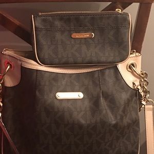 Michael Kors Crossbody/satchel